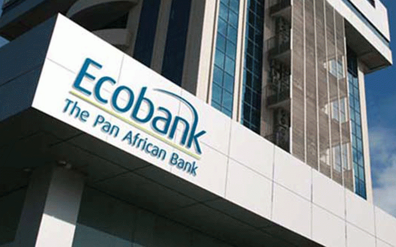 Ecobank presenta un centro comercial en el mercado