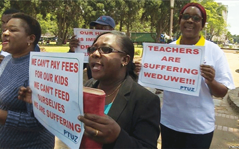 800 new teachers a drop in the ocean: Unions