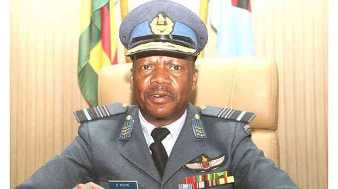 ED retires Moyo, appoints Nzvede as Air Force commander