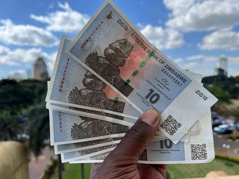 ZiG notes, coins stutter onto market