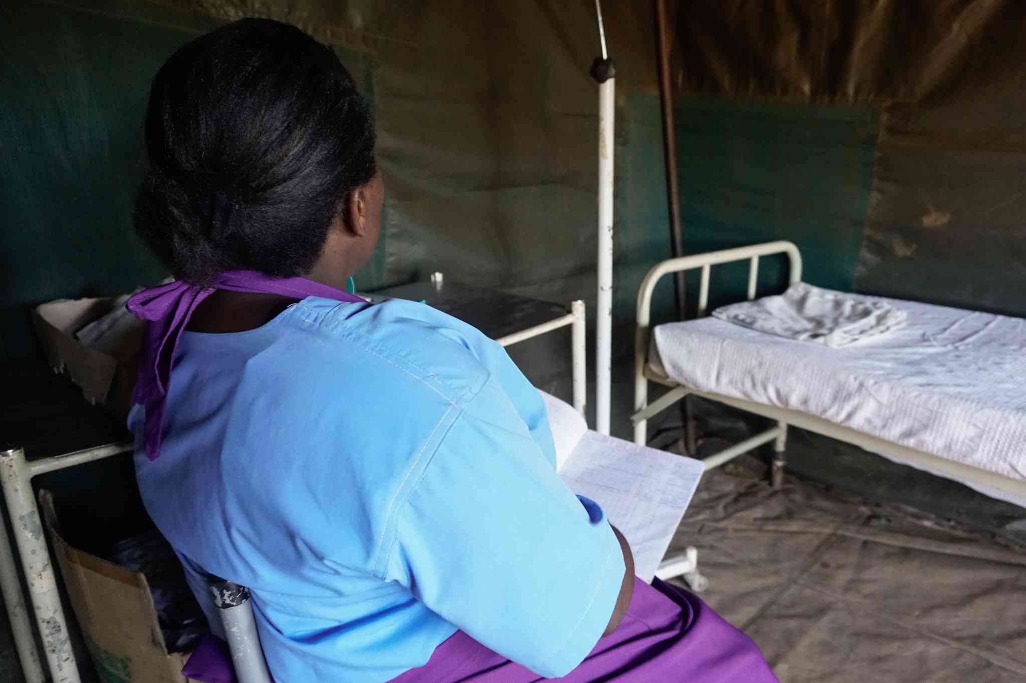 Amid Zimbabwe’s mass exodus, meet the doctors and nurses who stayed behind