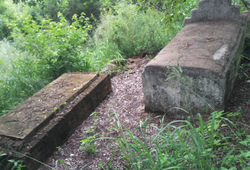 Dead in 1973, declared hero in 2018, grave still empty since 2023