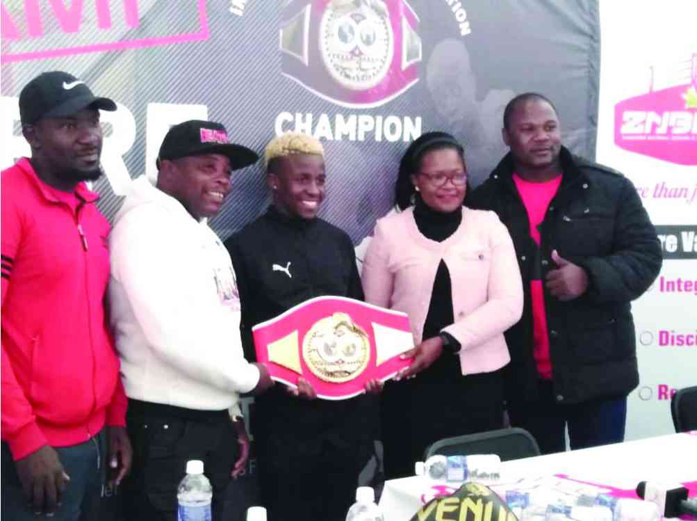 Zim boxing honours  IBF champion Sibanda