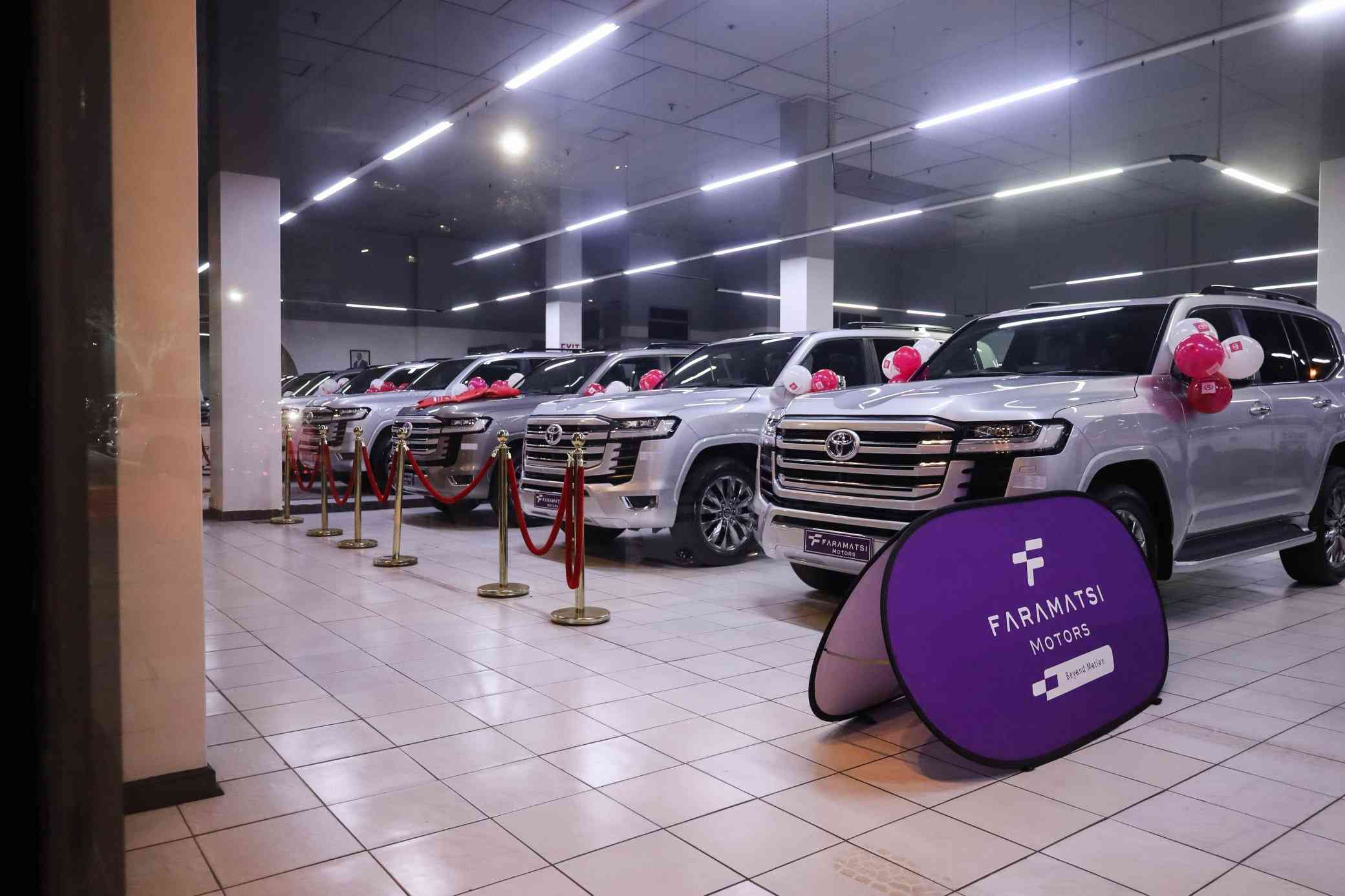 ED2030: Zanu PF top brass trapped with cash, cars
