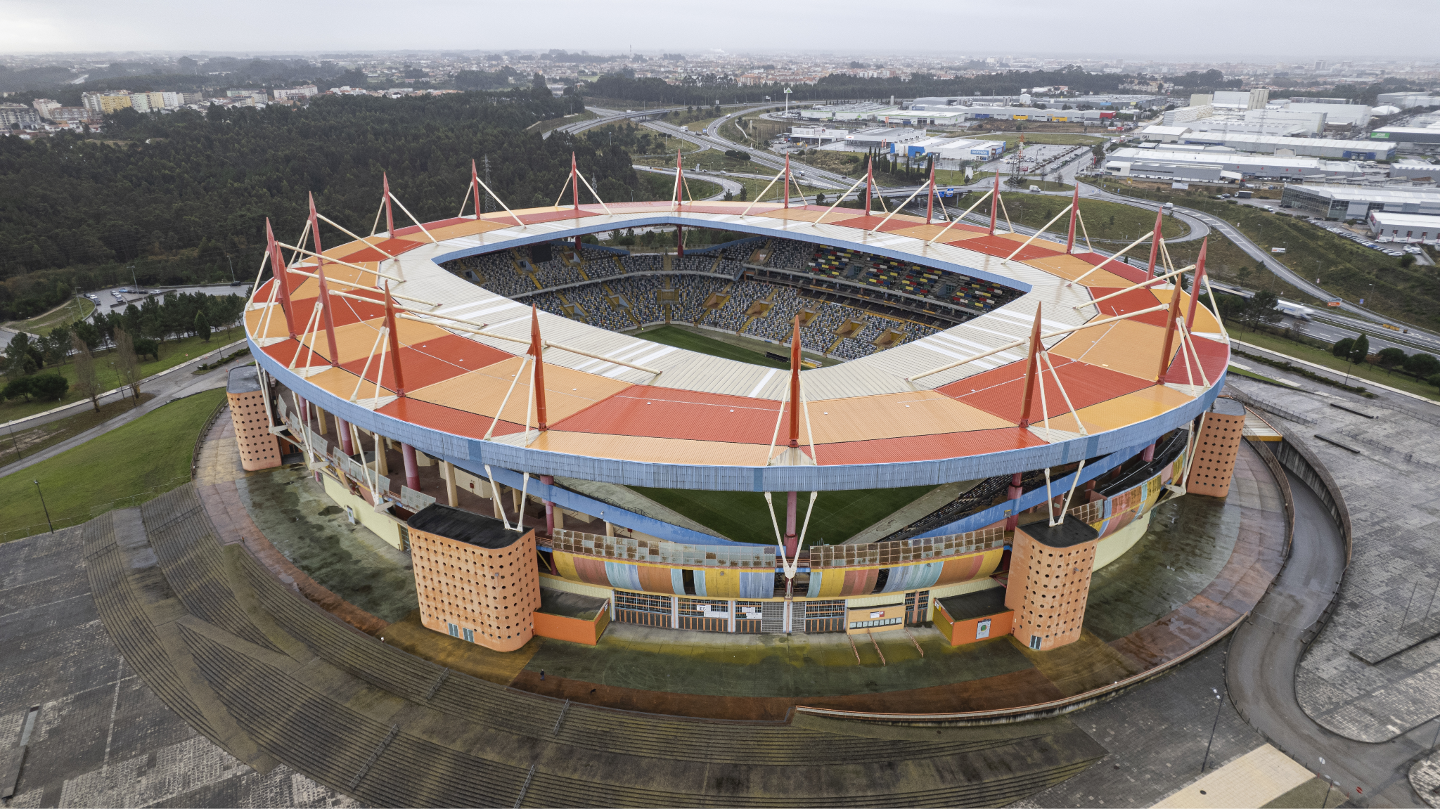 The huge Estádio Municipal de Aveiro