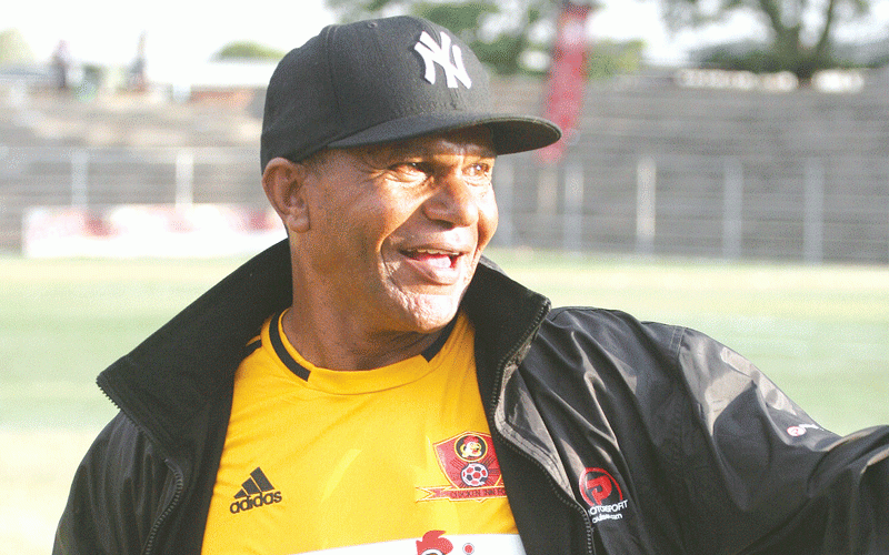 D-Day for Chicken Inn, Bosso