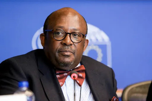 Zimbabwe flags climate risks