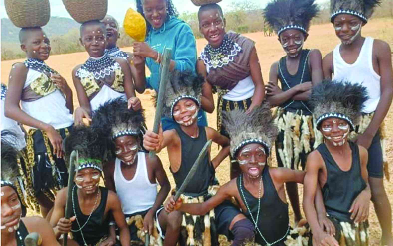 ManLuckerz urges artistes to support grassroots talent