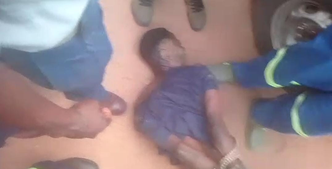 Suspect arrested in Zaka police killings