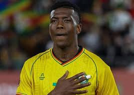 Warriors camp in disarray…Hadebe suspended for final