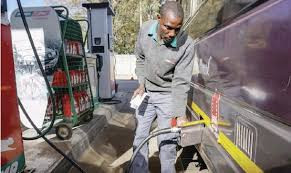 Zimbabwe hits 2,1 billion - litre fuel record