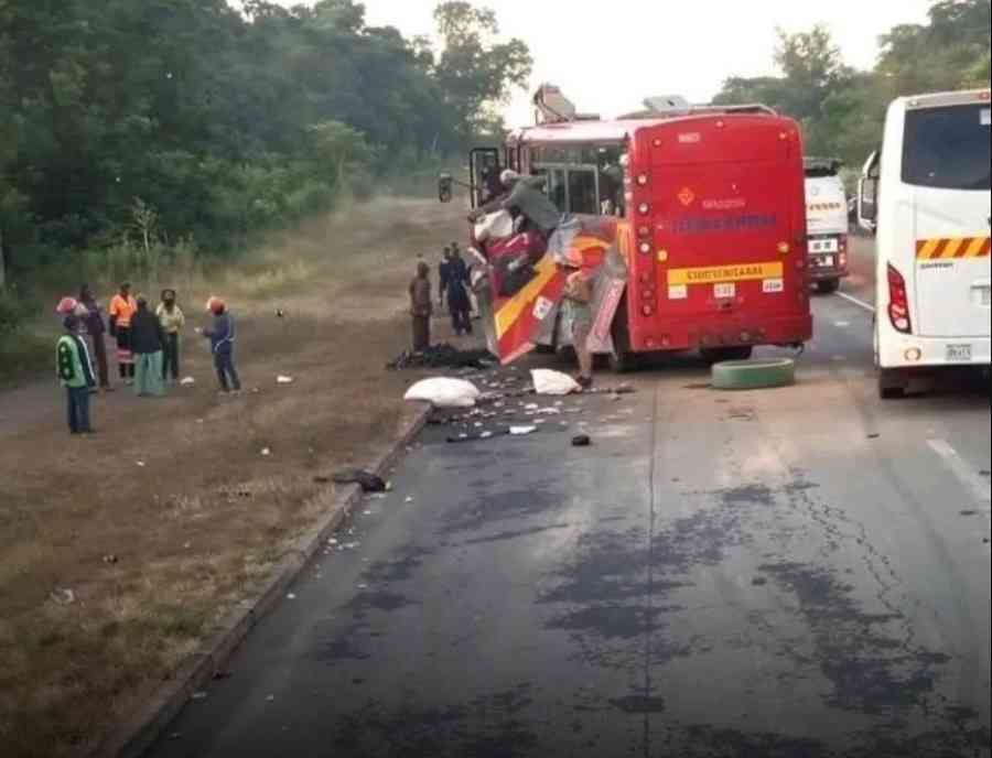 Eight killed in bus, truck collision along Gokwe-Kwekwe road