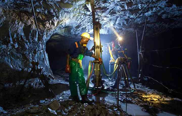 5,000 Lithium Jobs Sounds Like a Win But Ask Whether Zimbabwe Is Getting a Fair Deal.