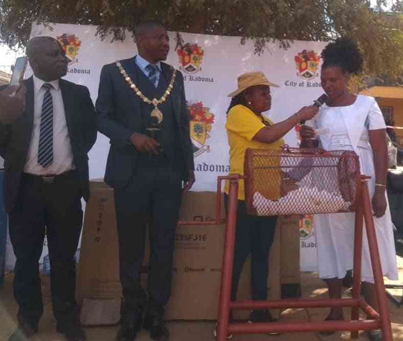 Kadoma rewards ‘compliant’ ratepayers with fridges, solar kits