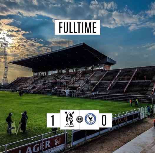 Bosso leave it late to sink Agama