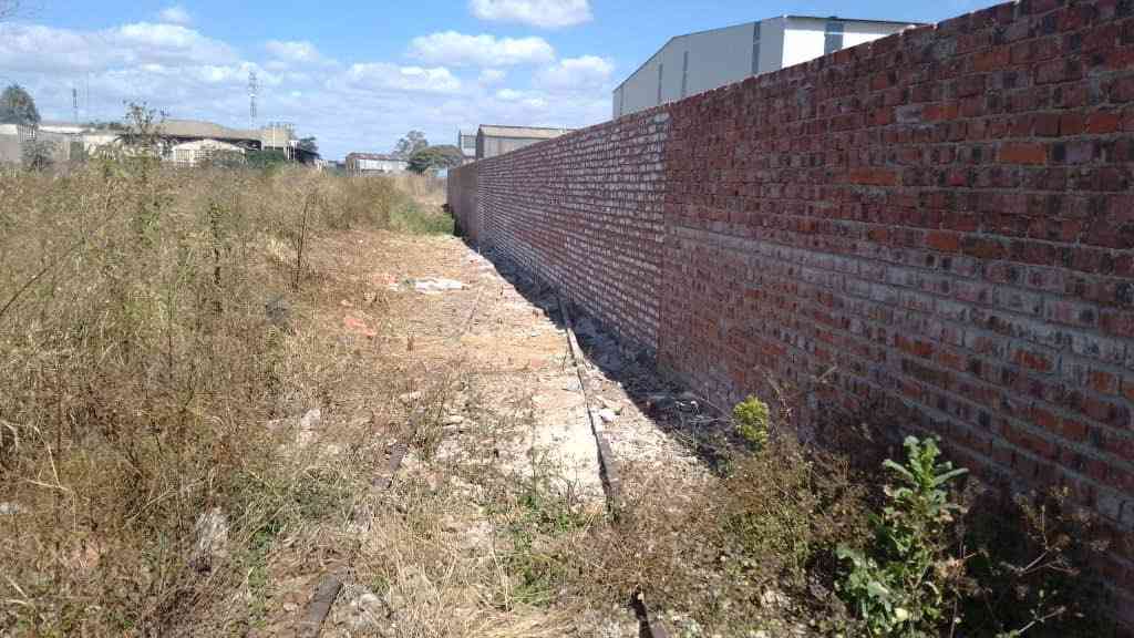 Marondera council demolishes structures along NRZ service line