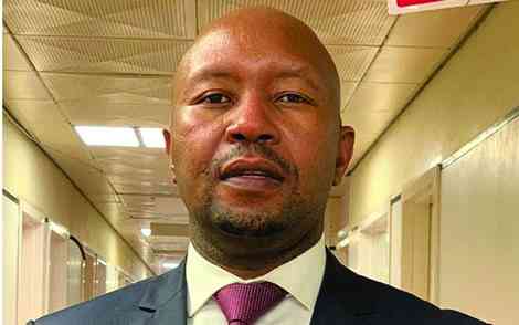 Government scrambles to avert medicine crisis