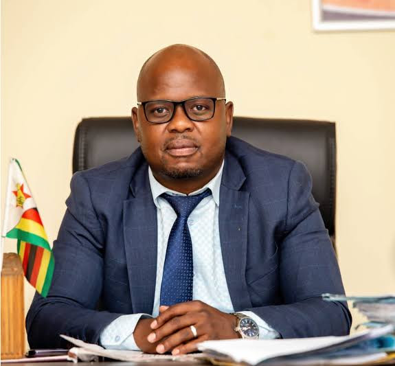 HCC targets non-performers as middle managers sign performance contracts