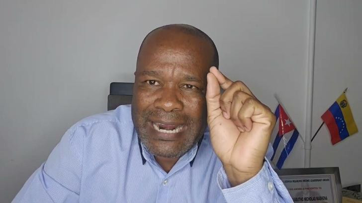 Zimbos risk losing voice in SA permit talks