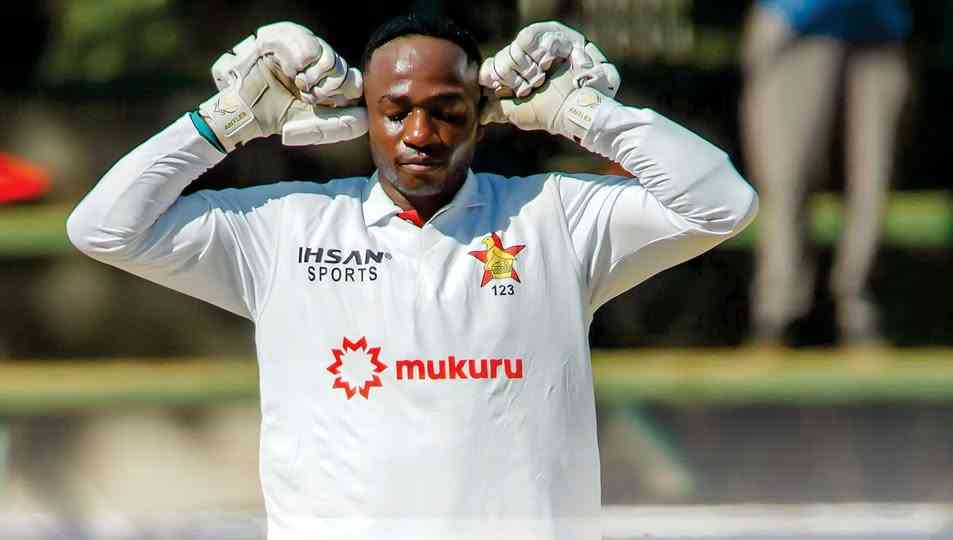 Kaia century puts Zim in command