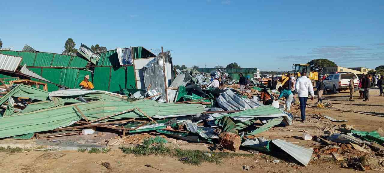 Marondera council demolishes structures along NRZ service line