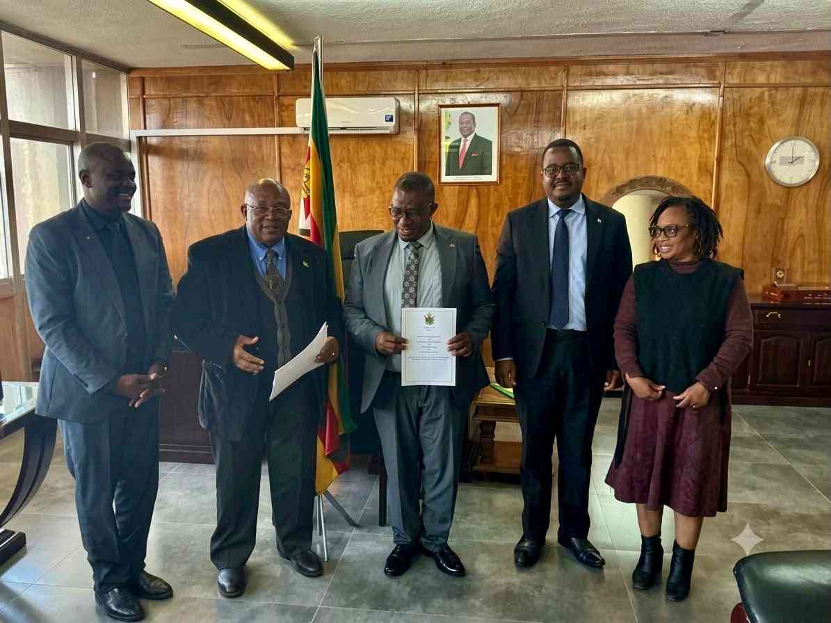 Industry ministry signs deal to translate service charter into 16 official languages
