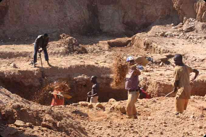 Phoenix Prince Mine Management Calls for Peace, Sets July 31 as Regular Working Day