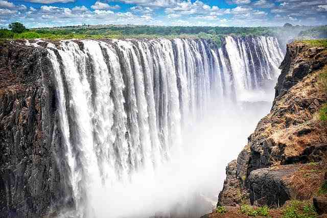 Japanese Media Crew Films Zimbabwe Heritage Sites 