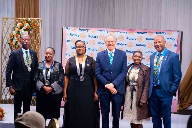 Byo South Rotary Club bails out Nkayi school