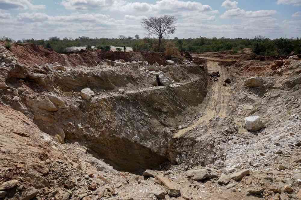 Zim youths bemoan abuse at mines
