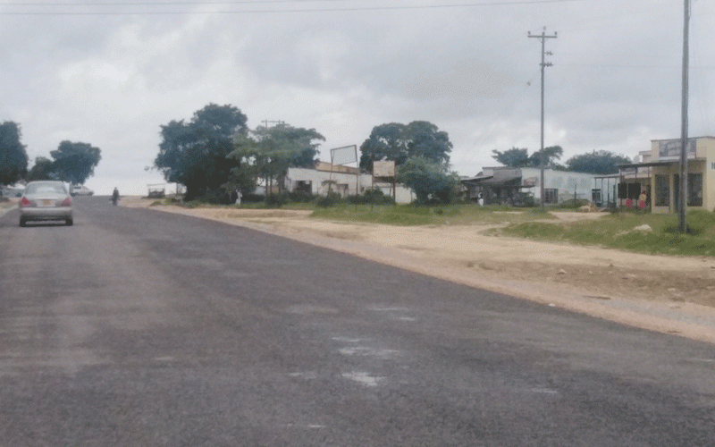 Villagers welcome streetlights at Tongogara growth point