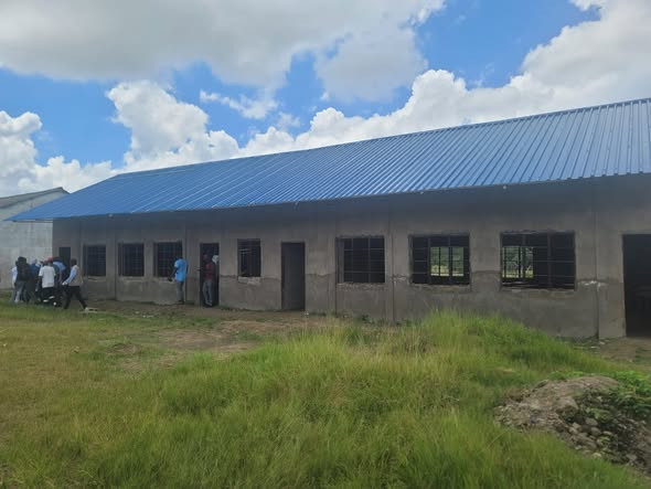 Mberengwa community applauds new classroom blocks