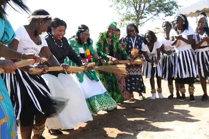 First Lady commissions Isizinda Cultural Centre