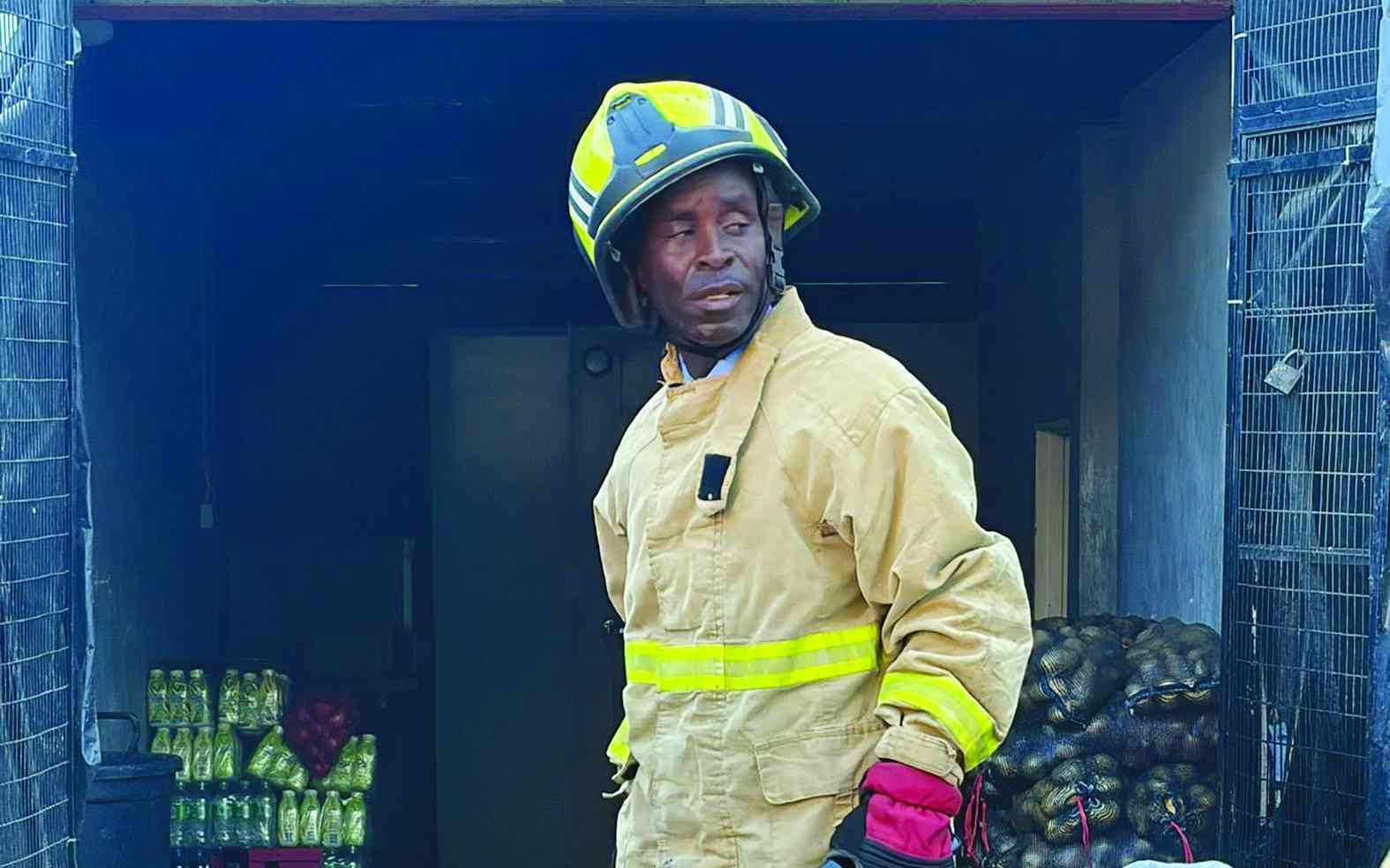 3 rescued as massive fire guts Byo CBD property