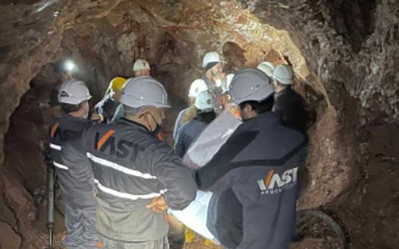 Miner seeks to escalate diamond dispute