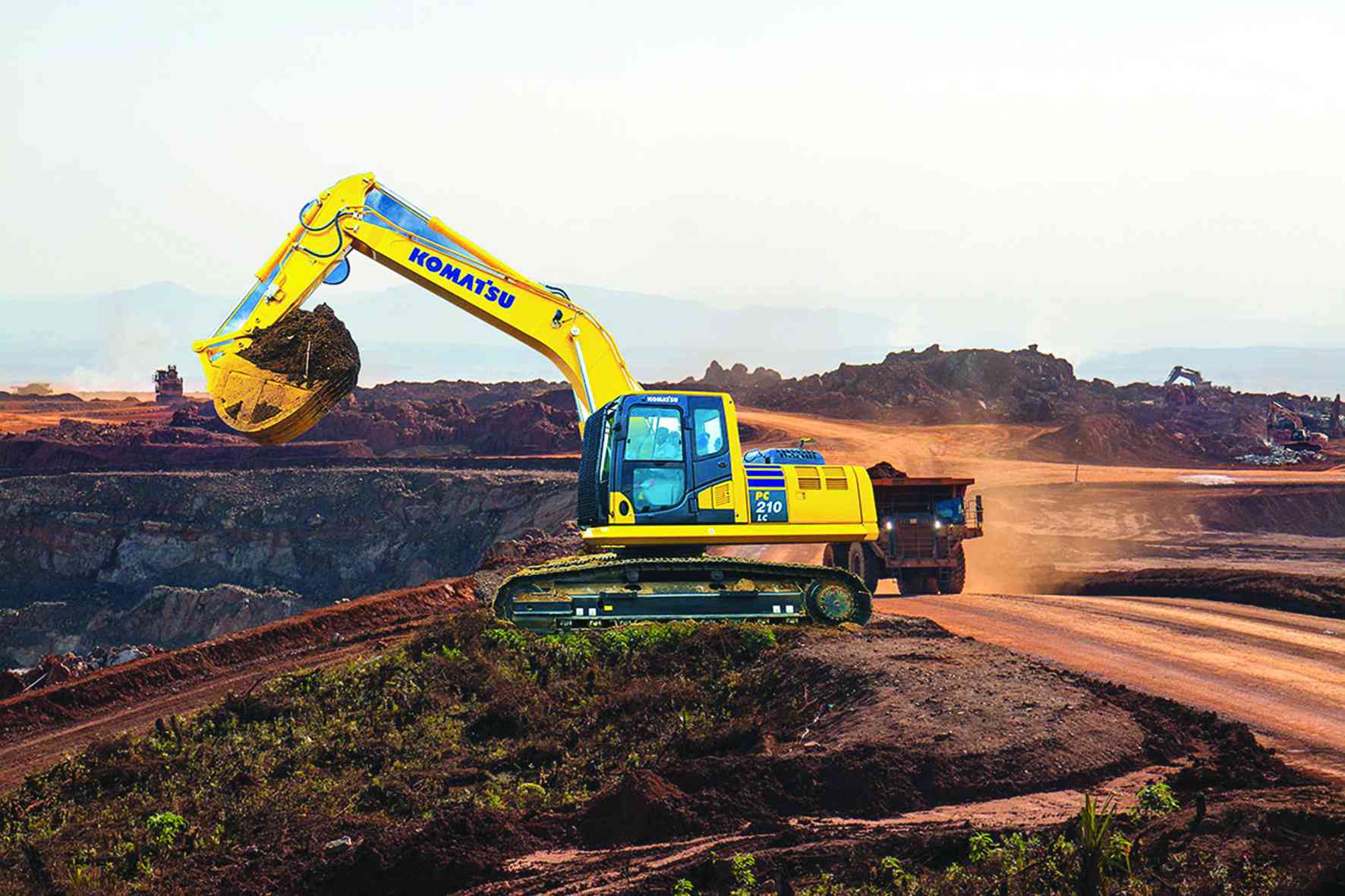 Fierce dispute erupts over mining equipment