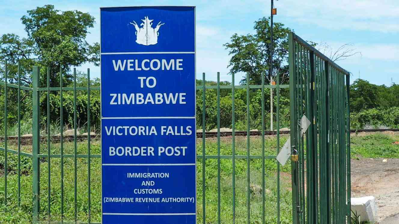 Victoria Falls border post to open 24 hours