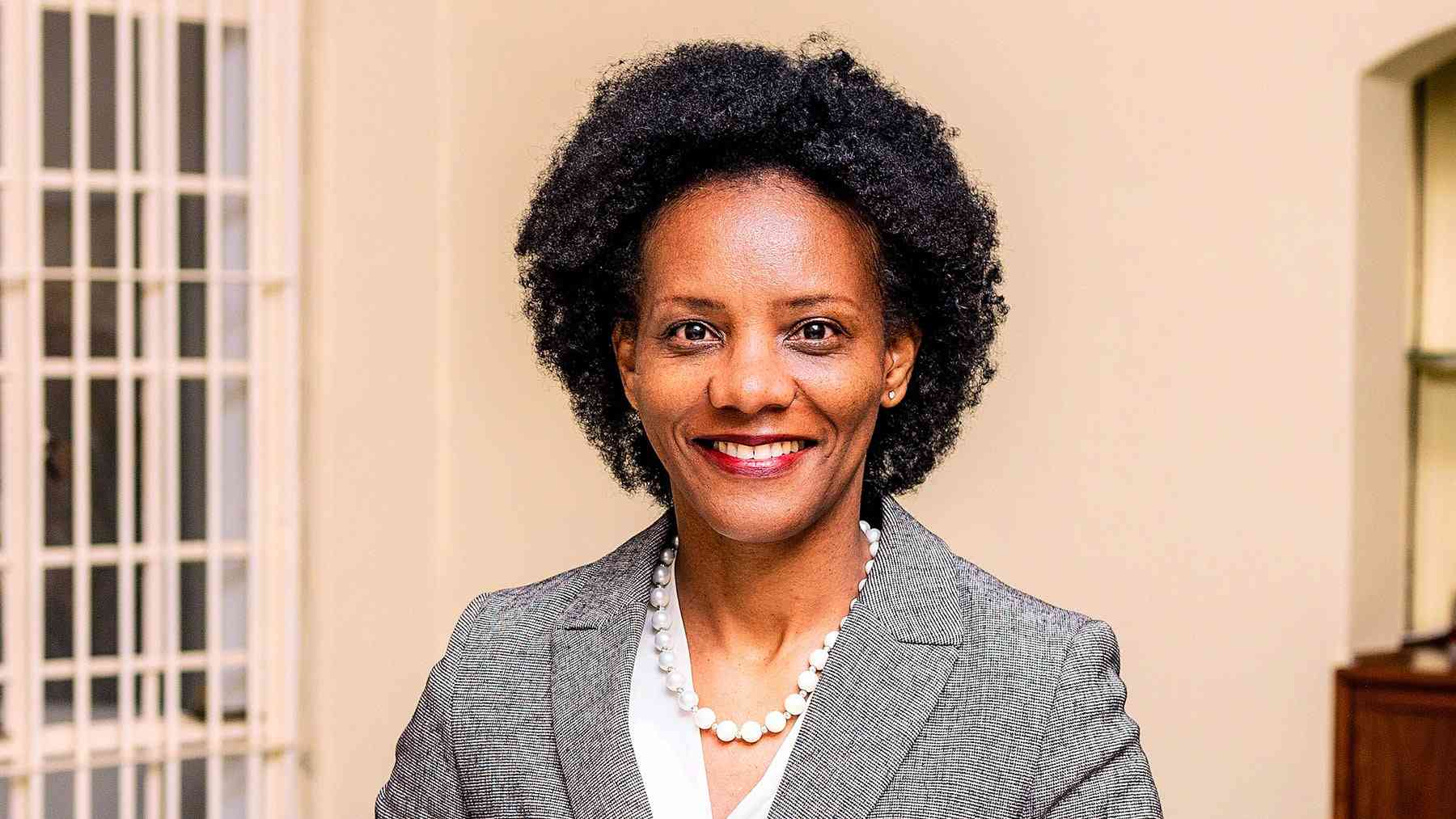 Interview: Banks target 5% growth, bet on easing rates, strong asset quality