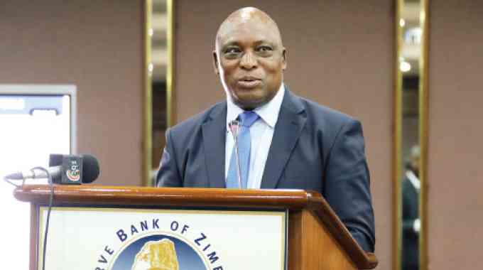 RBZ chief ‘disappointed’ as banks shun ZiG1,2bn war chest