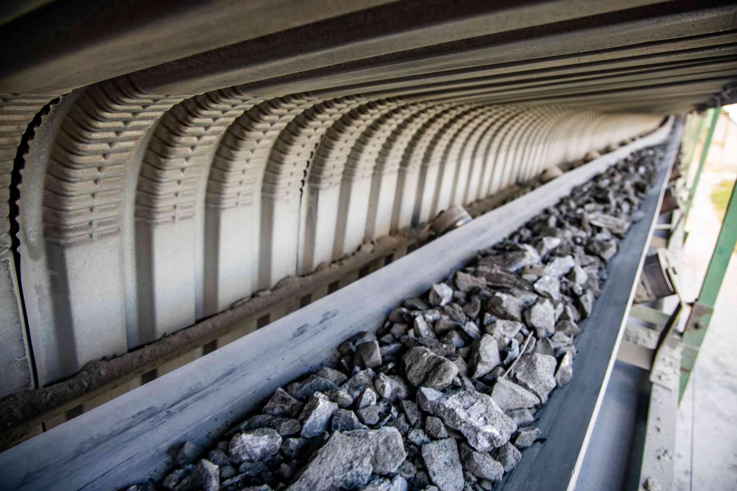 Caledonia’s VFEX premium — Gold tailwinds, record FY2025