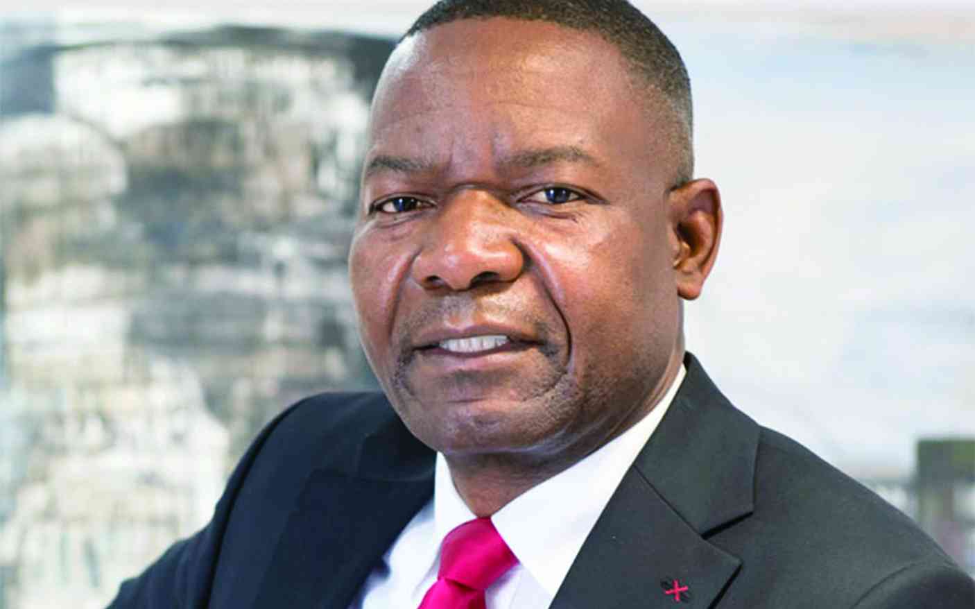 Platinum mines hit crisis point as Zim delays US$228m payments