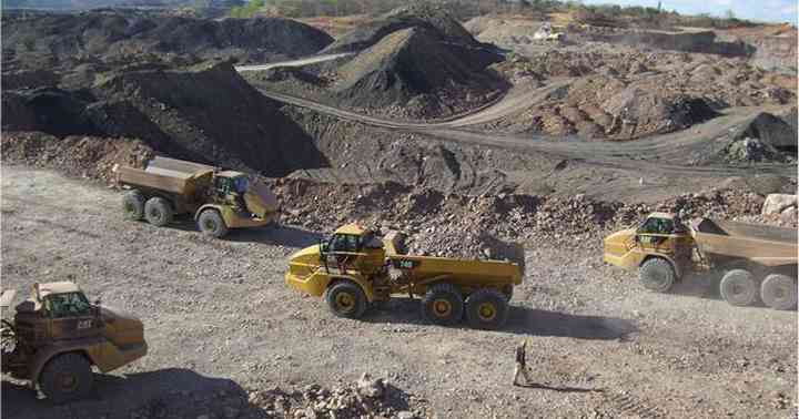 Disgruntled prospectors petition government