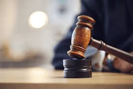 Bitter estate wrangle sucks in top judges