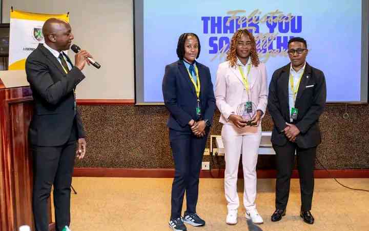 LM Auctioneers honours Muzongondi on retirement