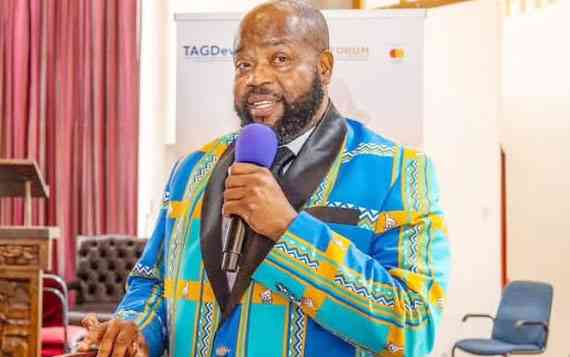 Minister accused of Makumbe throne grab