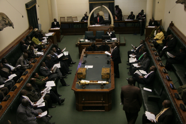 Video: Council salaries &#8211; mayor grilled in parly