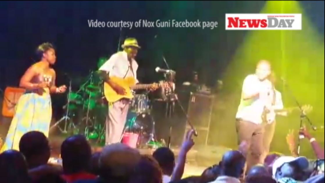 Video Nox Joins Mtukudzi On Stage Sings Mutserendende Newsday Zimbabwe