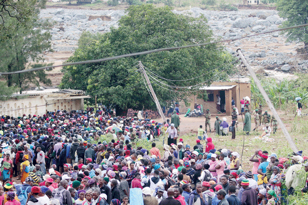 Cwgh Donates To Cyclone Idai Victims Newsday Zimbabwe 0279