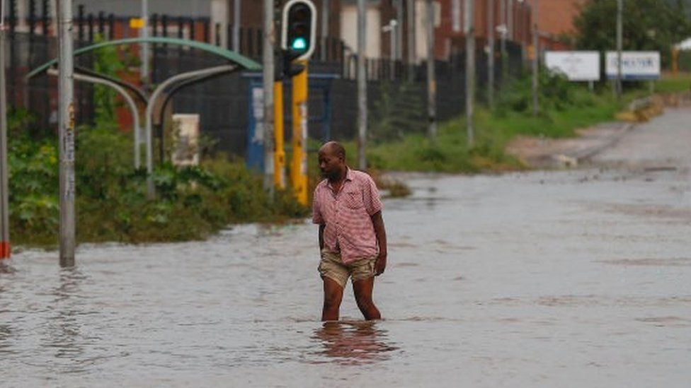 Durban Floods South Africa Floods Kill More Than 250 Officials The   Durban Streets 