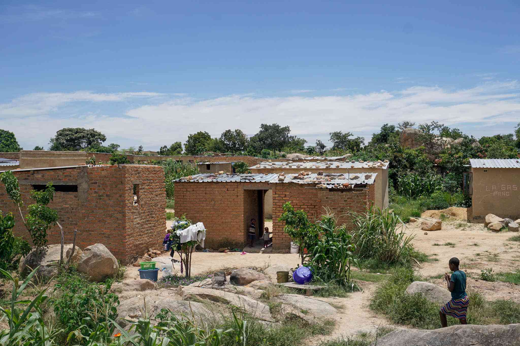 Many homes in Harare are built on land distributed along political lines. Critics say the ruling party, ZANU-PF, uses land allocation to reward loyalty, contributing to the city’s growing informal settlements. Photo credit: Linda Mujuru, GPJ Zimbabwe